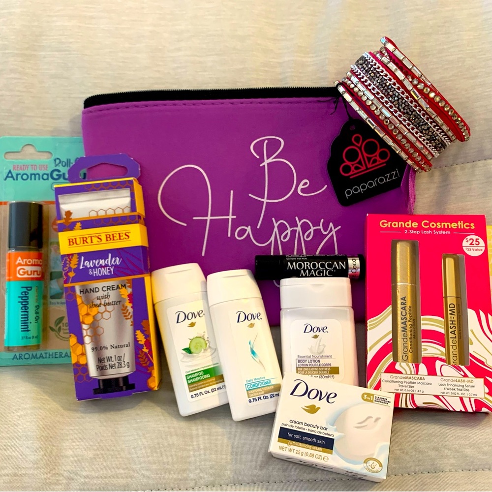 Grande Lash travel set w/bag & 8 free items! (10pc curated travel/gift set)